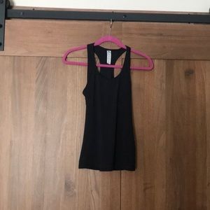 Yogalicious Size S Black top